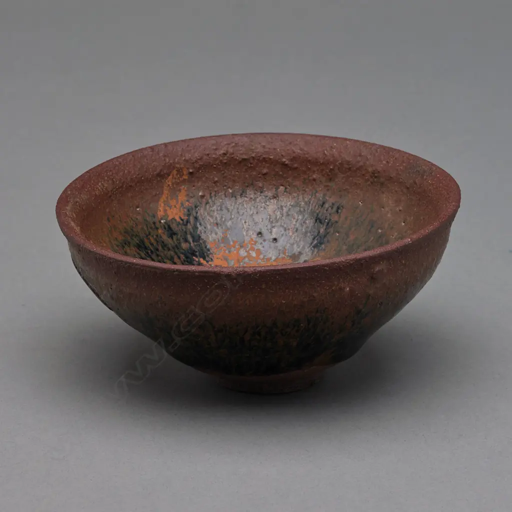Stoneware tea bowl (chawan) - oil spot (yuteki) glaze – Japan - 20thC, Image 1++